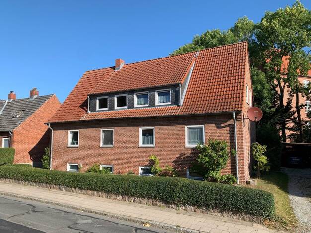 Mehrfamilienhaus zum Kauf 225.000 € 8 Zimmer 150 m² 592 m² Grundstück Oldenburg Oldenburg in Holstein 23758
