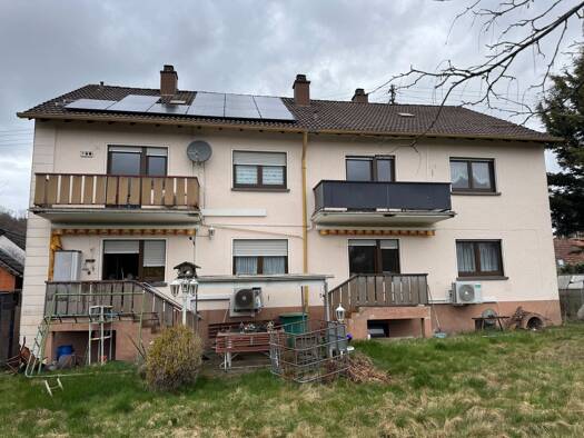 Mehrfamilienhaus zum Kauf 225.000 € 10 Zimmer 243,6 m² 550 m² Grundstück frei ab sofort Untere Haardtstraße 6 Eppenbrunn 66957