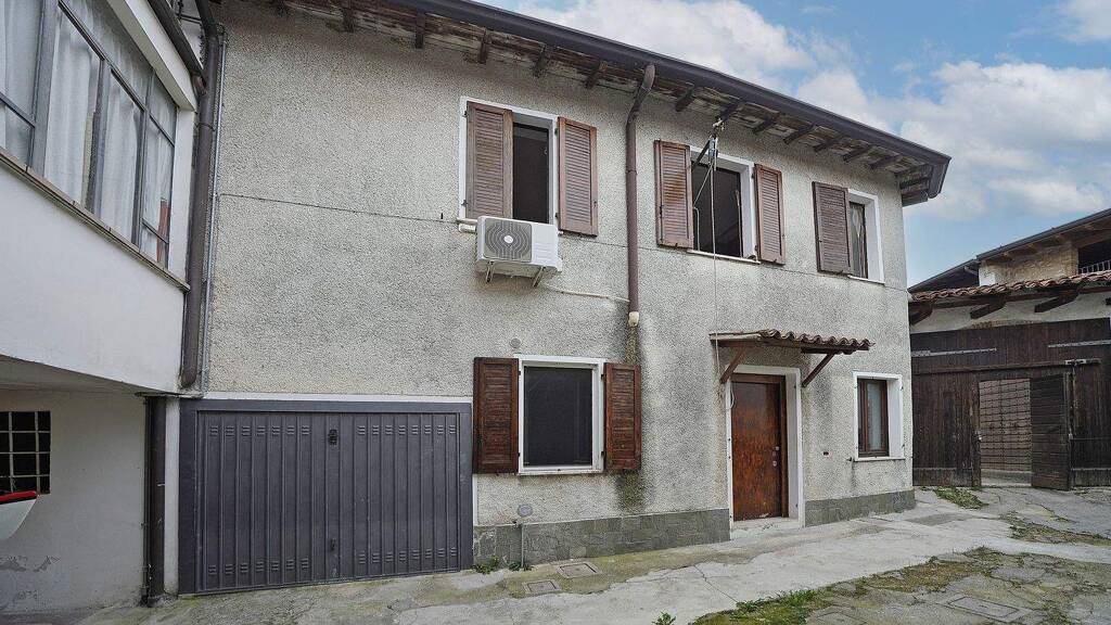 Haus zum Kauf 170.000 € 4 Zimmer 120 m² frei ab sofort Via San Vincenzo Puegnago del Garda