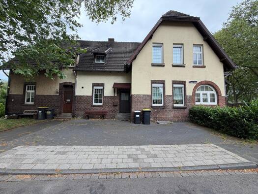 Reihenmittelhaus zum Kauf 330.000 € 6 Zimmer 153 m² 383 m² Grundstück frei ab sofort Neumühl Hamborn 47167