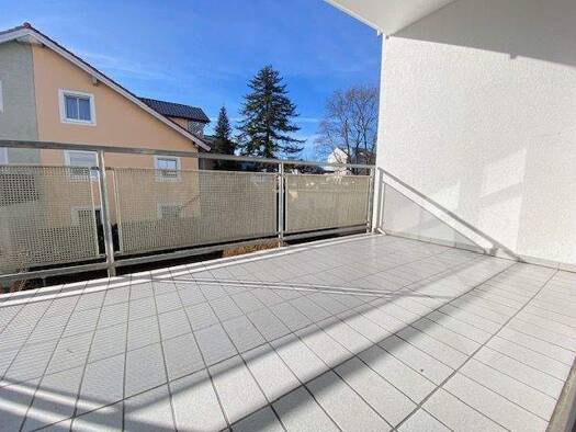 Wohnung zum Kauf 279.000 € 2 Zimmer 64 m² frei ab sofort Freilassing 83395