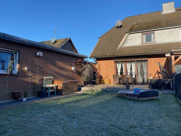 Doppelhaushälfte zum Kauf 379.000 € 4 Zimmer 115 m² 310 m² Grundstück Todesfelde 23826