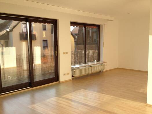 Wohnung zur Miete 860 € 2 Zimmer 73 m² Geschoss 2/4 frei ab 01.05.2026 Bleiweiß Nürnberg 90461
