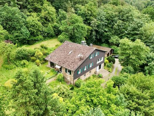 Einfamilienhaus zum Kauf 700.000 € 9 Zimmer 203 m² 3.055 m² Grundstück Fischlaken Stadtbezirk IX 45239