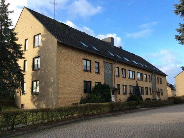 Wohnung zur Miete 667 € 2,5 Zimmer 67,3 m² 2. Geschoss frei ab 01.03.2026 Rosentwiete 22 Uetersen 25436