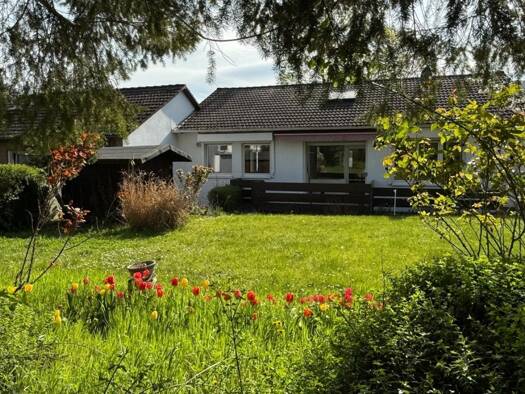 Bungalow zum Kauf 629.000 € 4,5 Zimmer 100 m² 624 m² Grundstück Schwalbach 65824