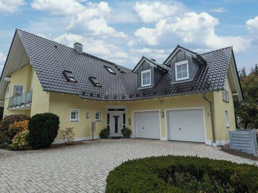 Maisonette zur Miete 1.050 € 5 Zimmer 175 m² frei ab sofort Creußen 95473