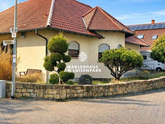 Einfamilienhaus zum Kauf 890.000 € 6 Zimmer 285 m² 680 m² Grundstück Hördt 76771