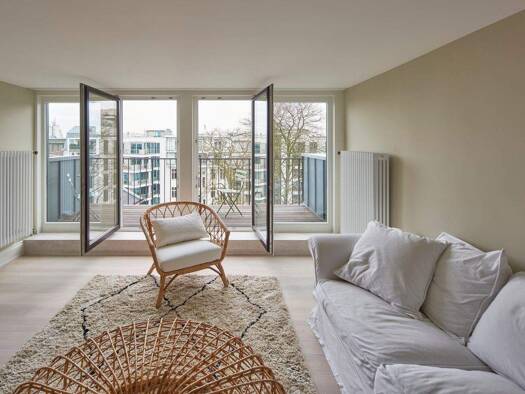 Wohnung zur Miete 3.800 € 3 Zimmer 152 m² frei ab sofort Rotherbaum Hamburg 20148