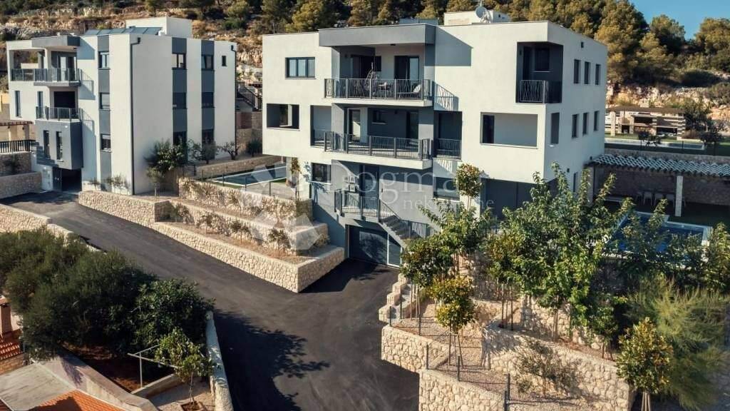 Wohnung zum Kauf 1.150.000 € 5 Zimmer 217 m² 1. Geschoss Sibenik