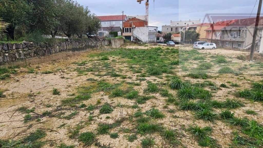 Land-/Forstwirtschaft zur Miete 1.800 € Solin