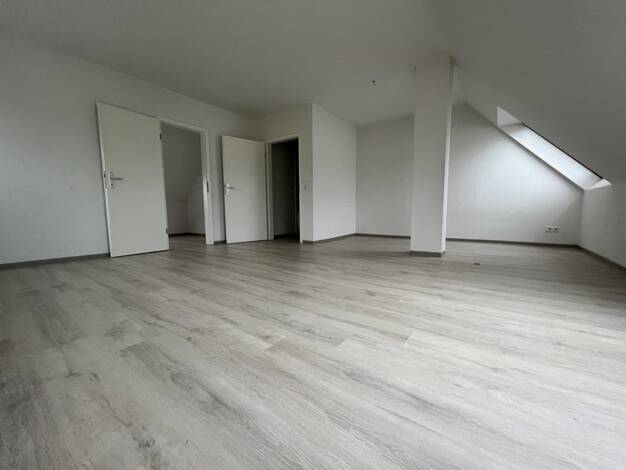 Wohnung zur Miete 575 € 3,5 Zimmer 65,9 m² Dachgeschoss frei ab 04.09.2025 Auf dem Brauck 75 Oestrich Dortmund 44357