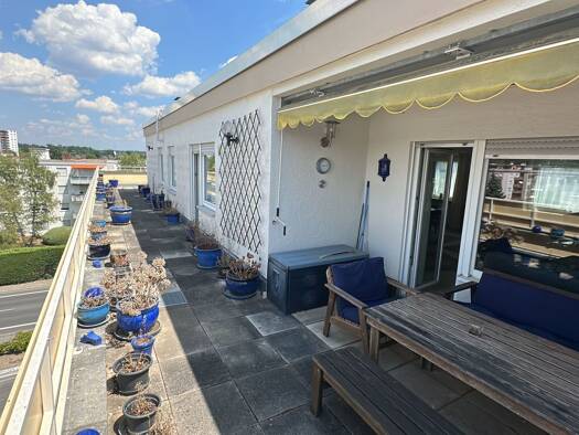 Penthouse zur Miete 1.600 € 4 Zimmer 133 m² Geschoss 4/4 frei ab 01.09.2026 Nauheim 64569
