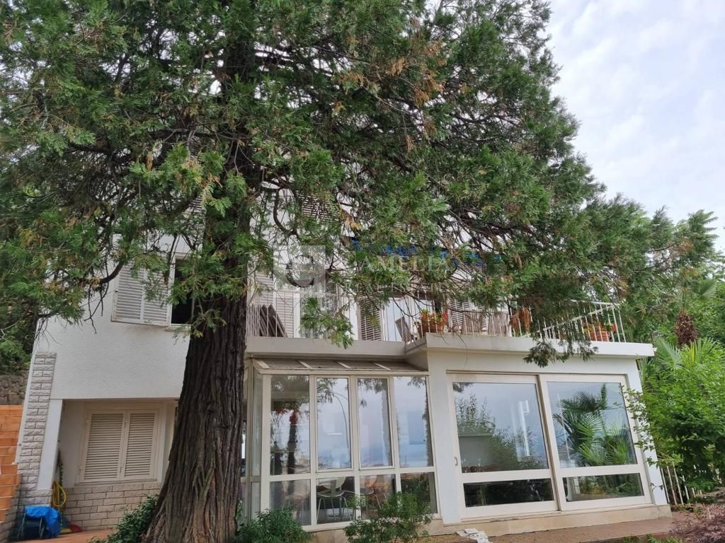 Haus zum Kauf 1.050.000 € 6 Zimmer 205 m²<br/>Wohnfläche 791 m²<br/>Grundstück Opatija center