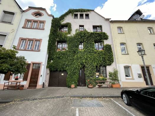 Einfamilienhaus zum Kauf 349.000 € 11 Zimmer 273 m² 242 m² Grundstück Saarburg Saarburg 54439