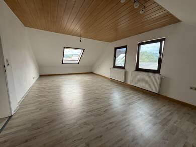 Wohnung zur Miete 580 € 2 Zimmer 60 m² Dachgeschoss Kleinaltdorf Gaildorf 74405