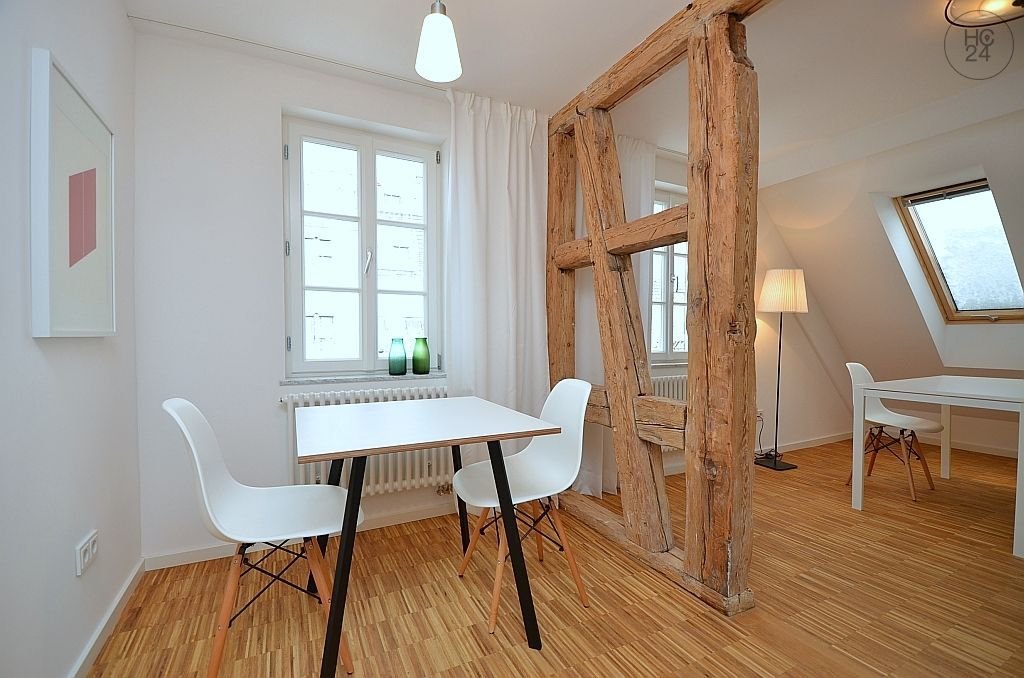 Wohnung zur Miete Wohnen auf Zeit 2.090 € 4,5 Zimmer 110 m²<br/>Wohnfläche 01.12.2024<br/>Verfügbarkeit Weilimdorf Stuttgart 70499