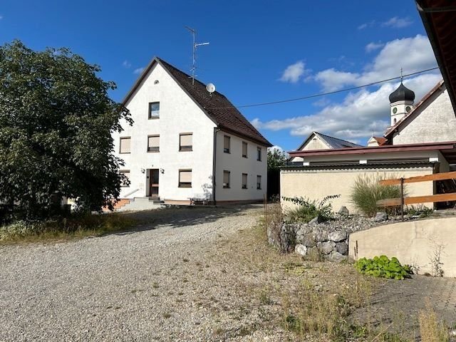 Einfamilienhaus zum Kauf 495.000 € 7 Zimmer 140 m²<br/>Wohnfläche 1.600 m²<br/>Grundstück ab sofort<br/>Verfügbarkeit Reichenbach Bad Schussenried 88427