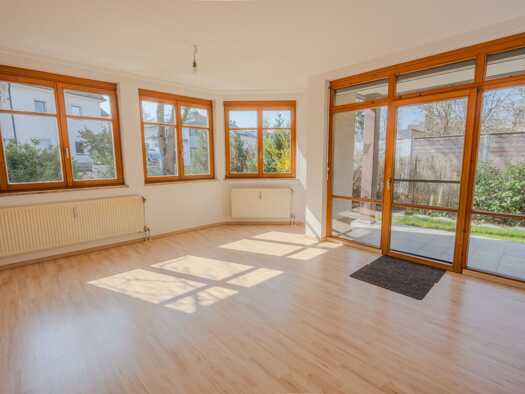 Wohnung zum Kauf 298.000 € 2 Zimmer 86,7 m² EG Schwabach Schwabach 91126