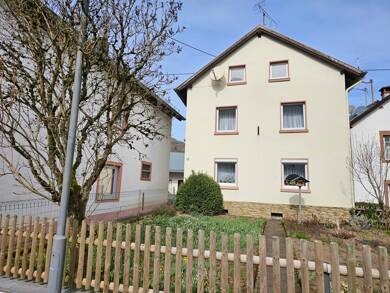 Bauernhaus zum Kauf 149.000 € 6 Zimmer 125 m² 623 m² Grundstück Meerfeld Meerfeld 54531