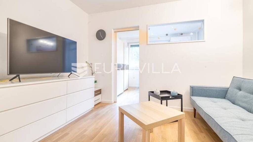 Studio zur Miete 700 € 1 Zimmer 50 m² 2. Geschoss Knezija Knezija - Srednjaci 10000