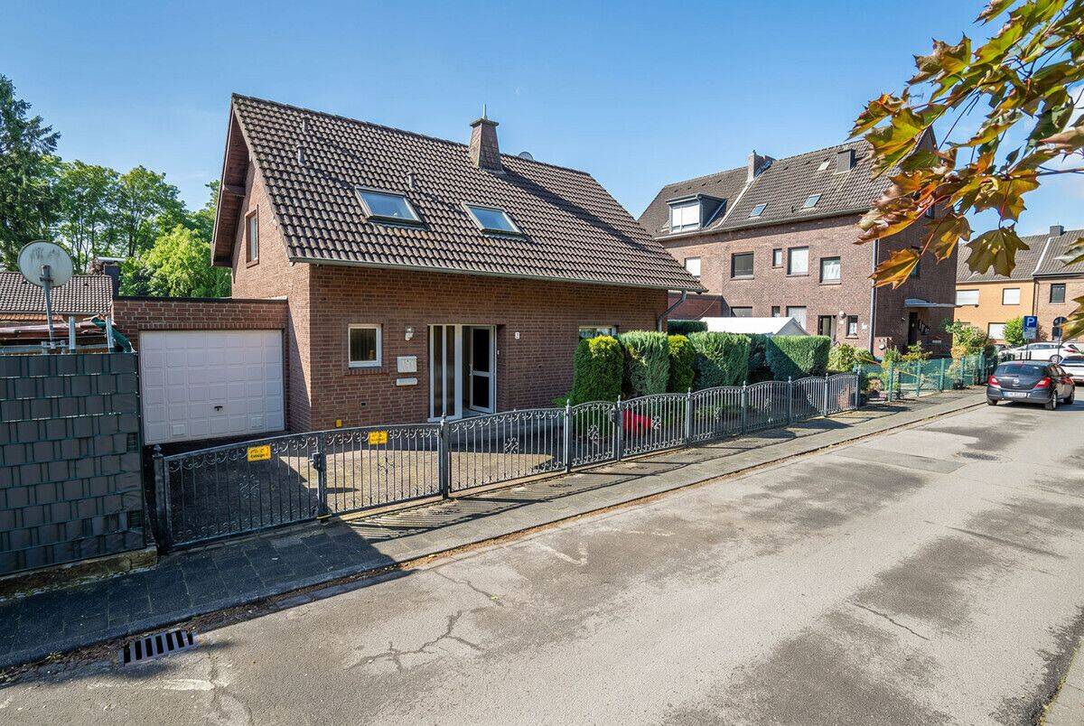 Einfamilienhaus zum Kauf - Ansicht 2