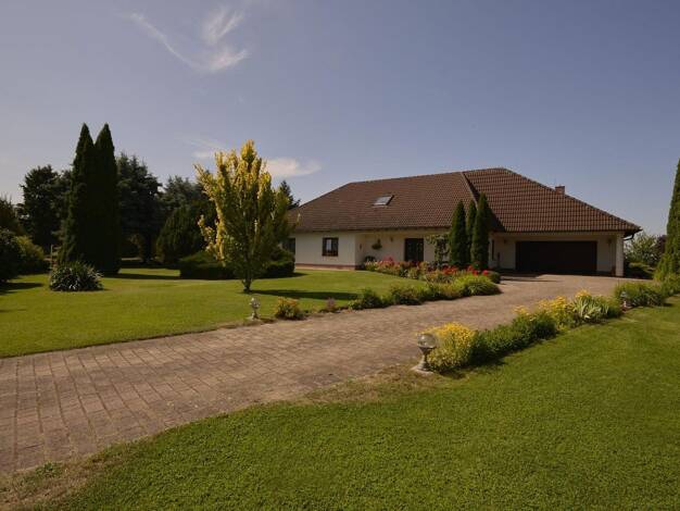 Einfamilienhaus zum Kauf provisionsfrei 750.000 € 6 Zimmer 277 m² 3.439 m² Grundstück Treuenbrietzen 14929