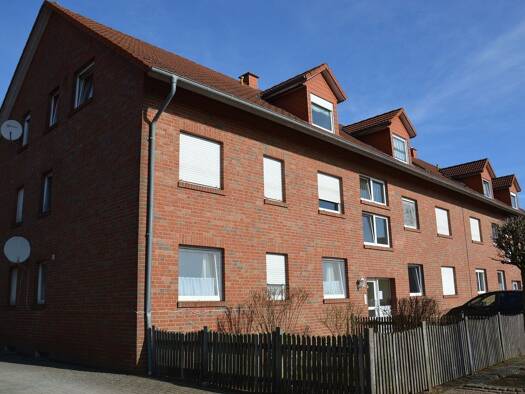 Wohnung zur Miete 540 € 3 Zimmer 82,8 m² 2. Geschoss frei ab 01.08.2026 Lärzer Straße 12 Alfhausen 49594