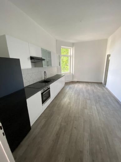 Wohnung zur Miete 715 € 4 Zimmer 118,7 m²<br/>Wohnfläche 1.<br/>Geschoss 01.12.2024<br/>Verfügbarkeit Heppens Wilhelmshaven 26384