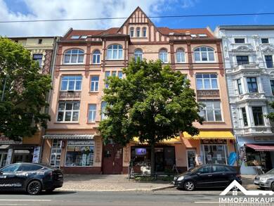 Wohnung zur Miete 690 € 4 Zimmer 92 m² 3. Geschoss frei ab sofort Wormser Platz Magdeburg / Sudenburg 39112