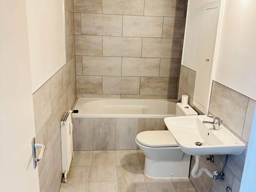 Maisonette zur Miete 800 € 1 Zimmer 55 m² Geschoss 7/14 frei ab sofort Lerchenberg Mainz 55127