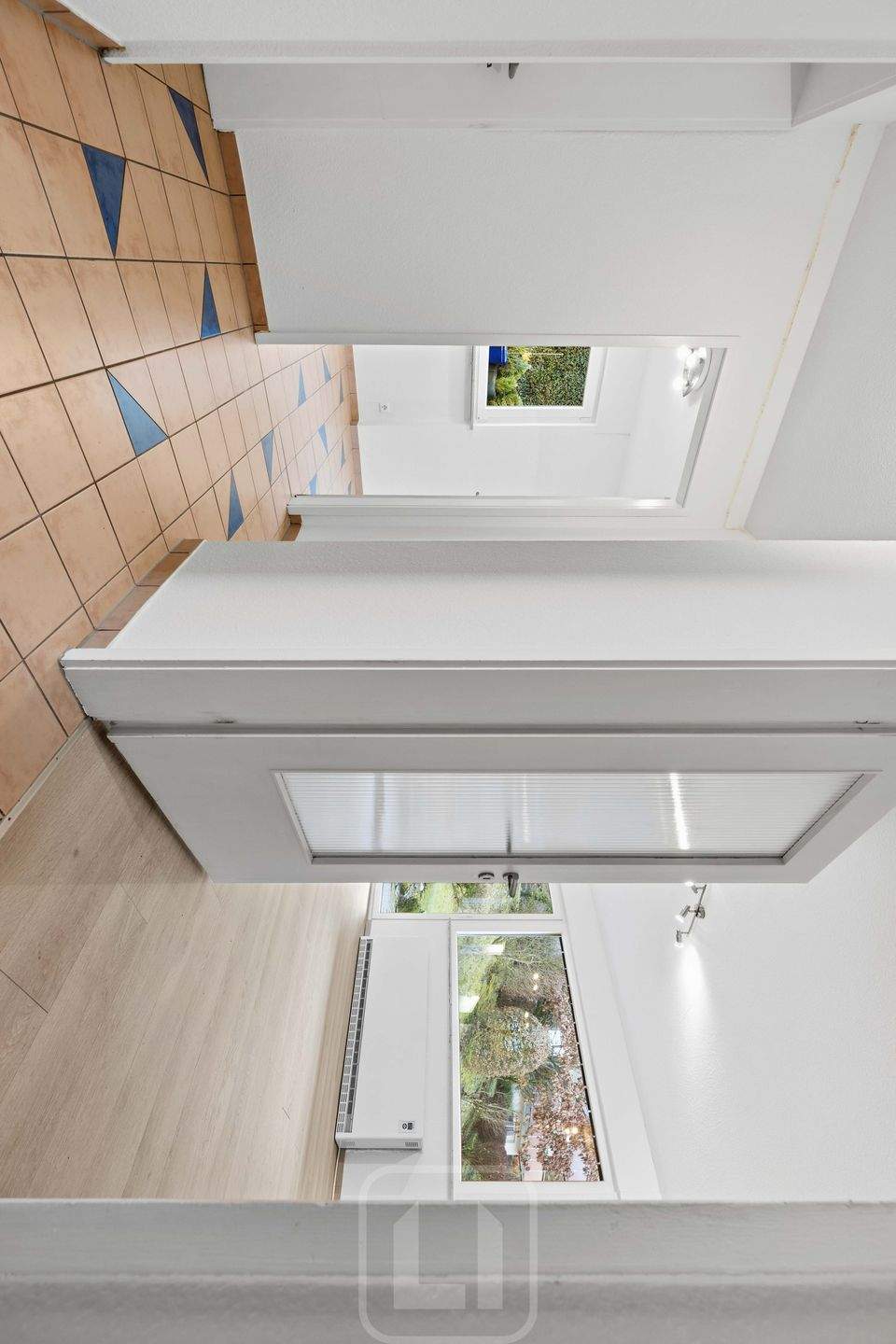 Immobilie in Bad Liebenzell - Gepflegte Wohnung im Hochparterre | Südterrasse mit Garten | Garage - Bild 0