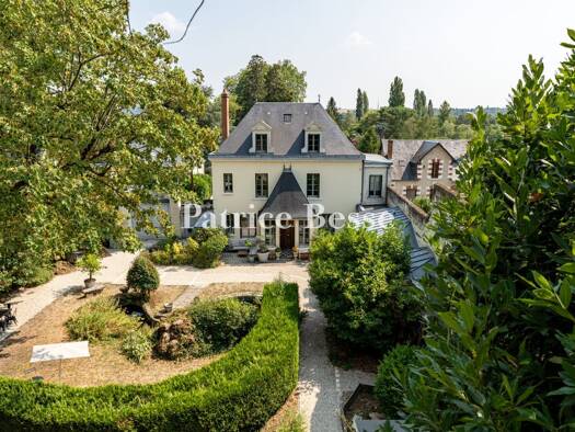 Reihenmittelhaus zum Kauf 695.000 € 10 Zimmer 900 m² 1.568 m² Grundstück Montrichard Val de Cher 41400