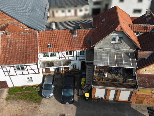 Mehrfamilienhaus zum Kauf 489.000 € 22 Zimmer 307 m² 755 m² Grundstück Niedermittlau Hasselroth 63594