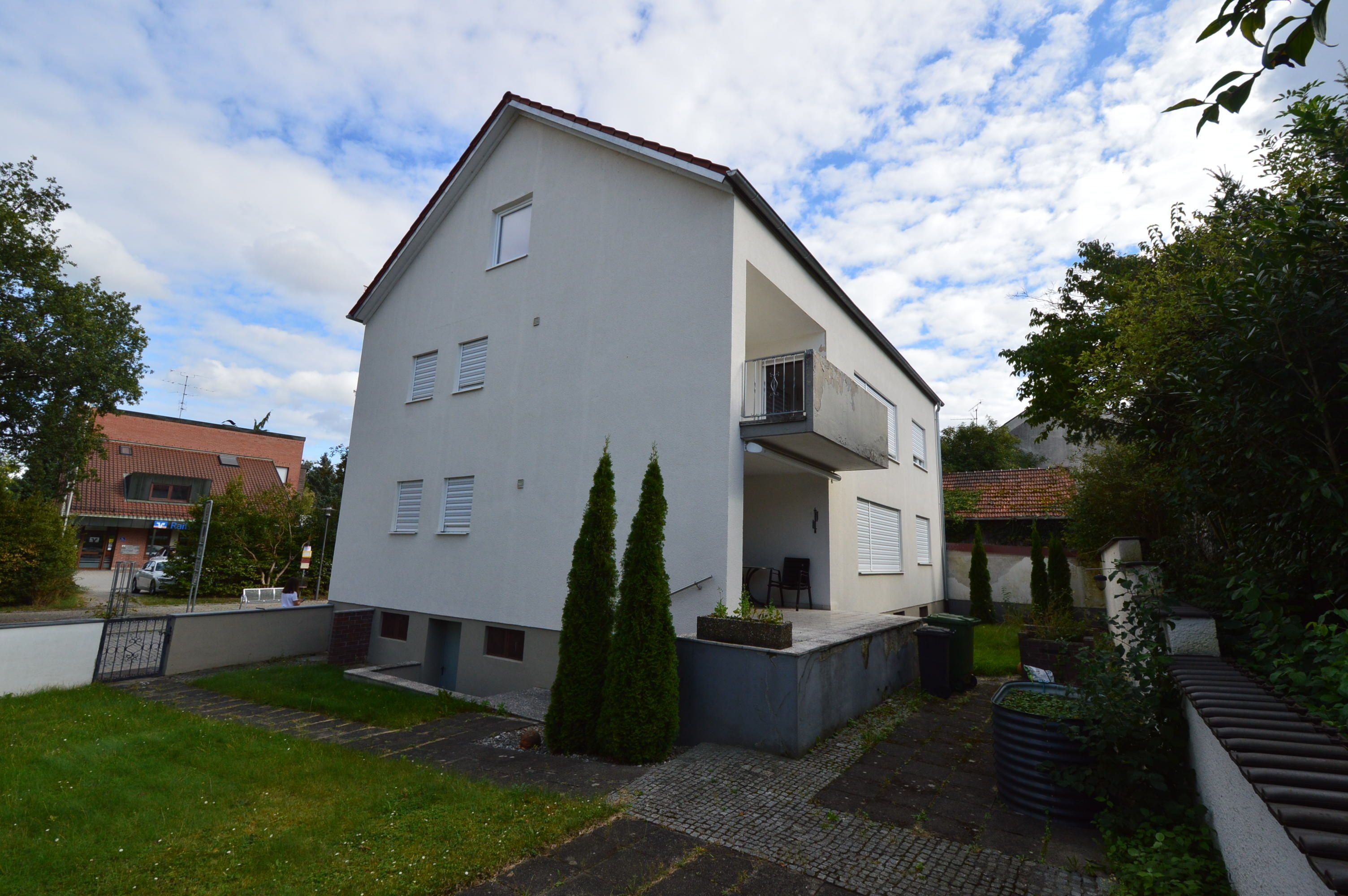 Mehrfamilienhaus zum Kauf 798.000 € 9 Zimmer 292 m²<br/>Wohnfläche 436 m²<br/>Grundstück Lappersdorf Lappersdorf 93138