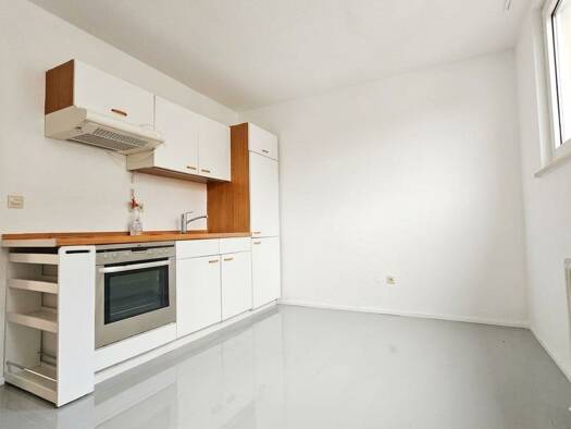 Penthouse zur Miete 540 € 1,5 Zimmer 38 m² 3. Geschoss frei ab sofort Schwenningen Villingen-Schwenningen 78054