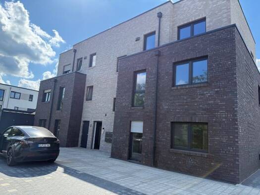 Wohnung zur Miete 970 € 3 Zimmer 86,9 m² Geschoss EG/3 frei ab sofort Aperberg Apen 26689