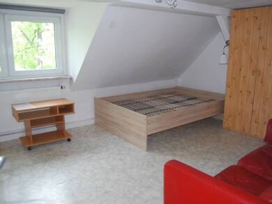 Studio zur Miete 390 € 1 Zimmer 28 m² frei ab sofort Katholischer Kirchenplatz 4 Innenstadt Erlangen 91054