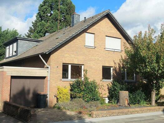 Haus zum Kauf 579.000 € 7 Zimmer 206 m² 600 m² Grundstück Sindorf Kerpen 50170