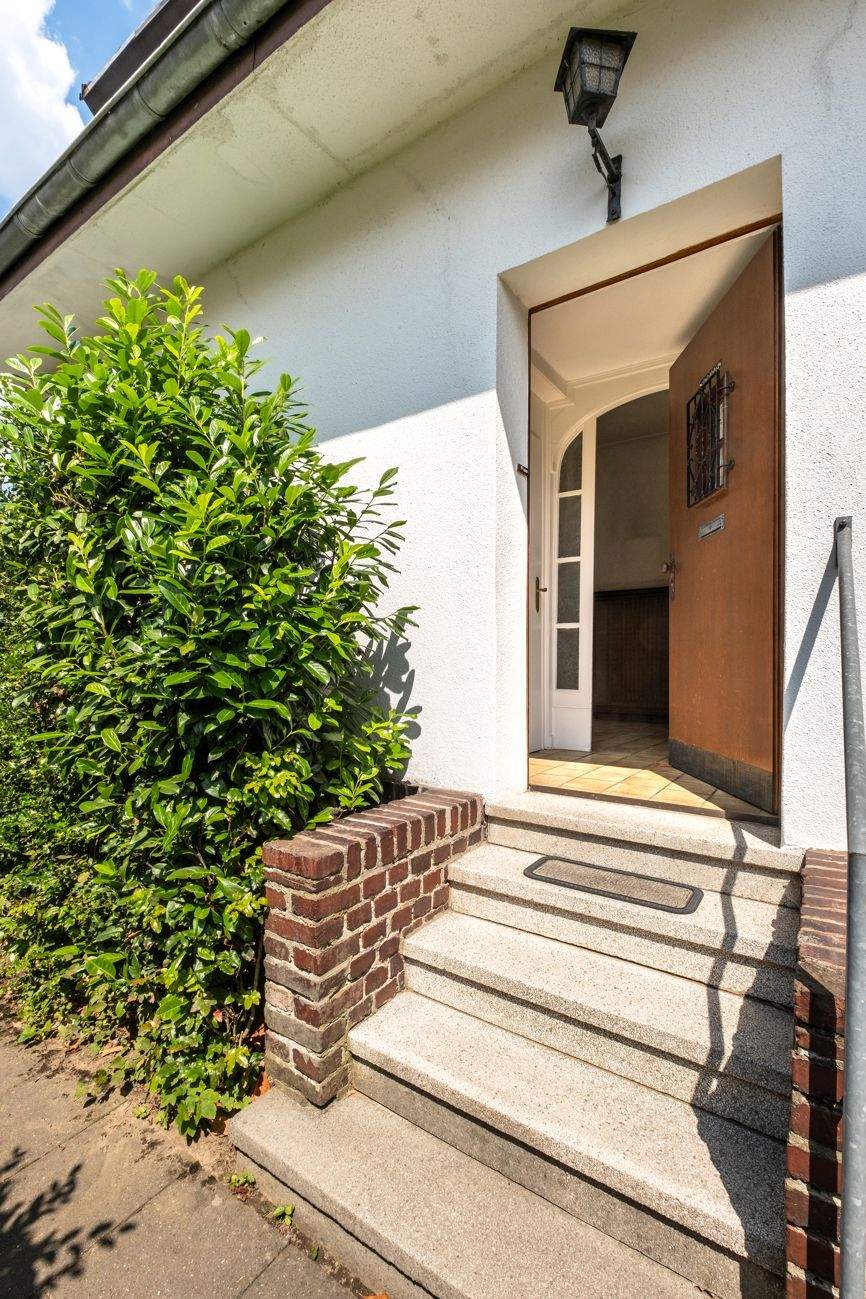 Immobilie in Troisdorf - Ein Haus mit Historie - schreiben Sie die Geschichte weiter! - Bild 1