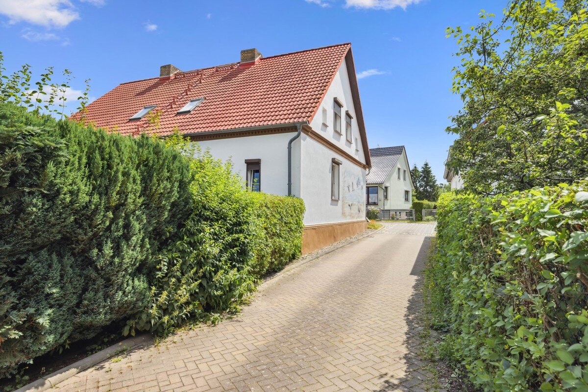 Einfamilienhaus zum Kauf 375.000 € 6 Zimmer 185 m²<br/>Wohnfläche 1.378 m²<br/>Grundstück Poseritz Poseritz / Poseritz 18574