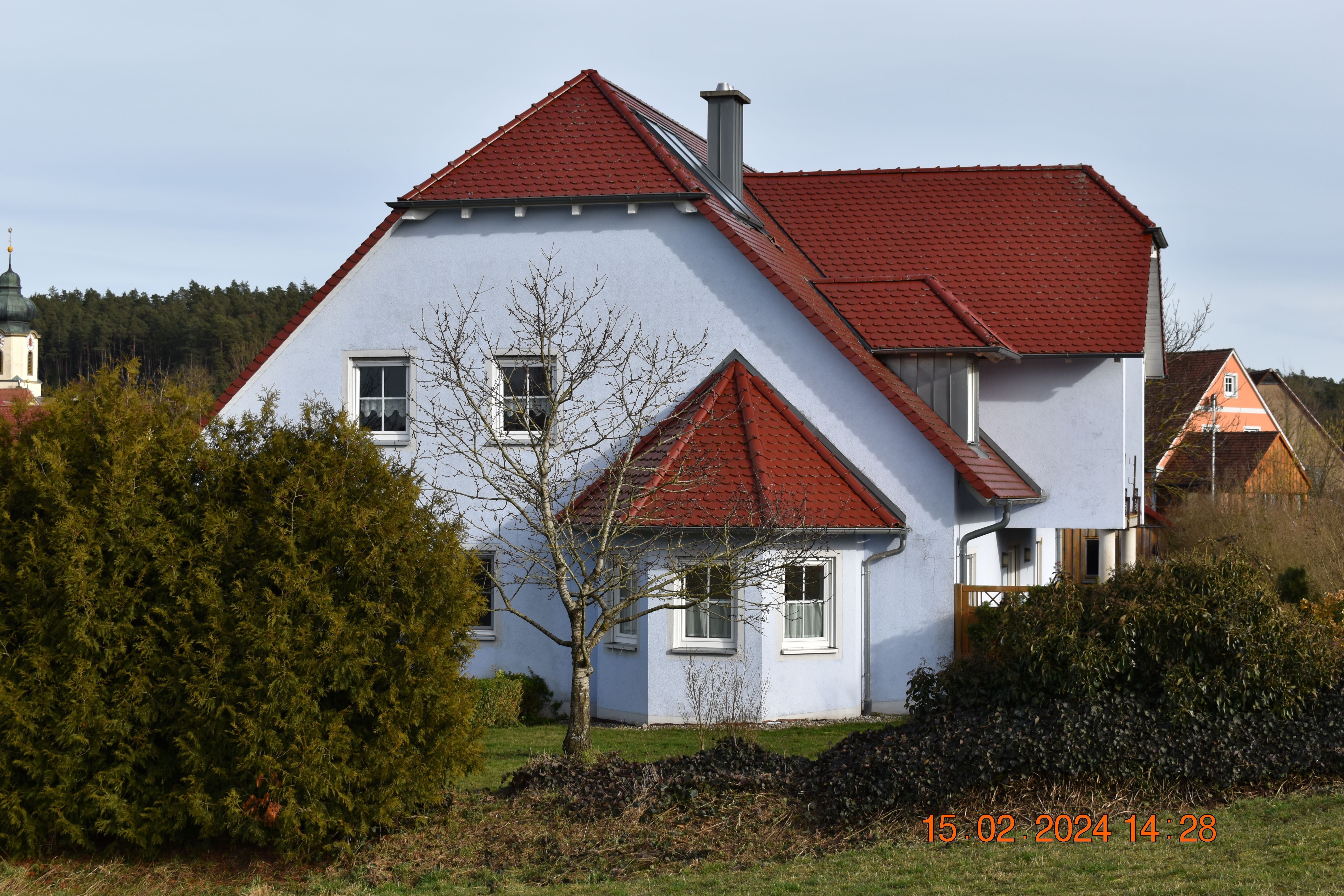 Einfamilienhaus zum Kauf 439.000 € 5 Zimmer 140 m²<br/>Wohnfläche 1.600 m²<br/>Grundstück Elbersroth Herrieden 91567