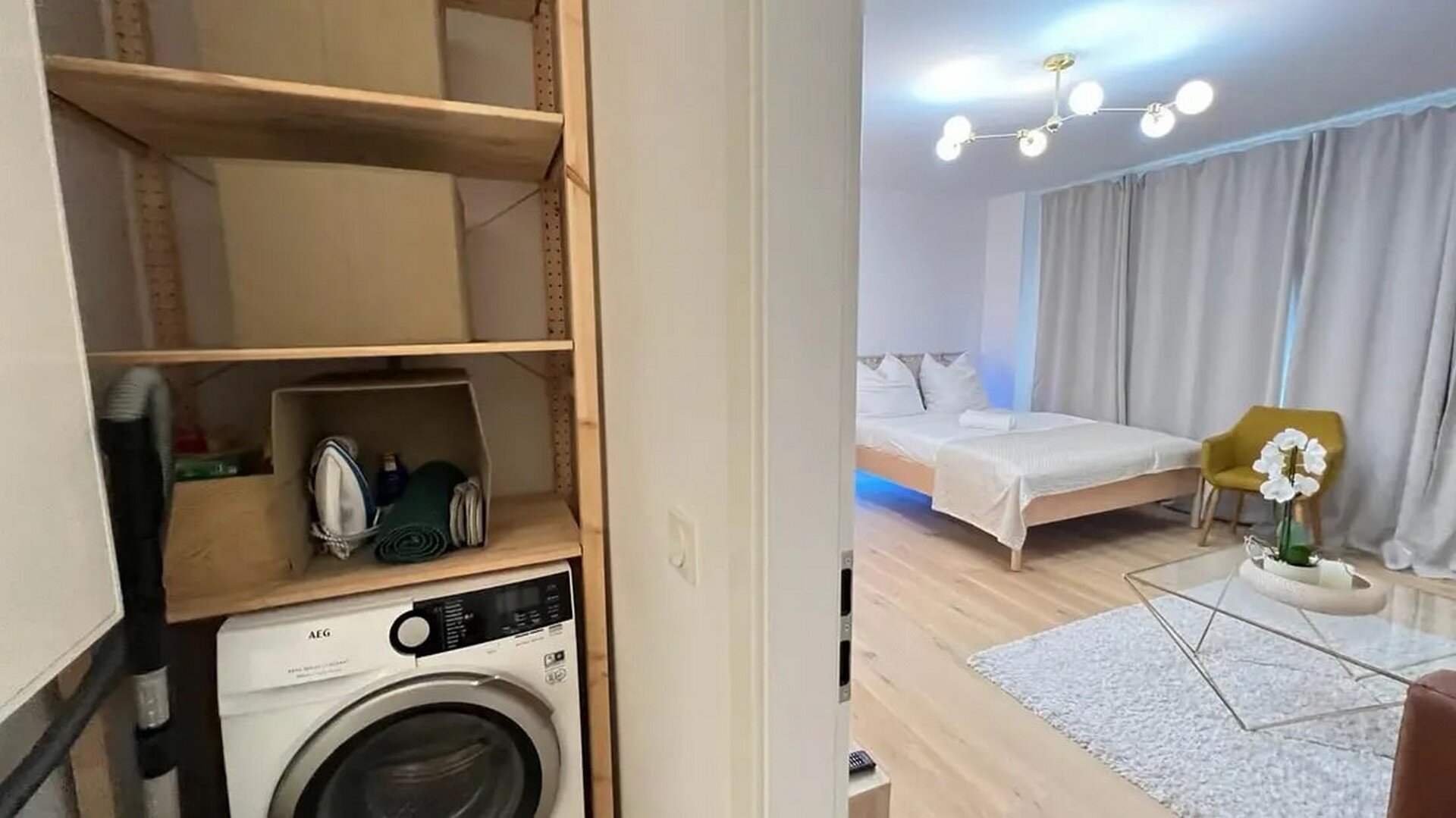 Wohnung zur Miete 660 € 1 Zimmer 40 m²<br/>Wohnfläche 3.<br/>Geschoss 01.02.2025<br/>Verfügbarkeit Ansbacher Str. Schöneberg Berlin 10787