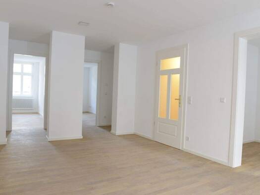 Wohnung zur Miete 1.230 € 4 Zimmer 104,4 m² 1. Geschoss frei ab 01.03.2026 Innenstadt Fürth 90762
