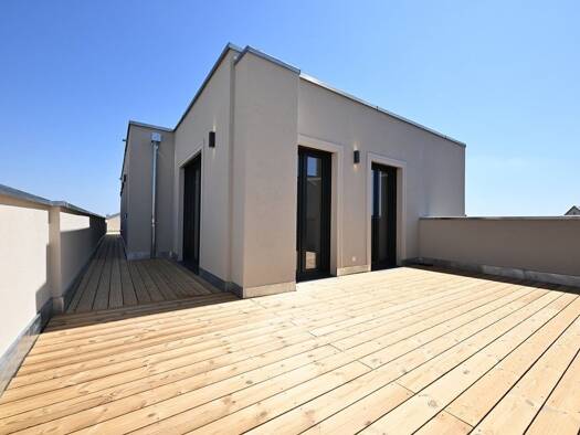 Penthouse zur Miete - Erstbezug 1.315 € 2 Zimmer 79,6 m² 5. Geschoss frei ab 01.10.2026 Altlindenau Alt-West 04177