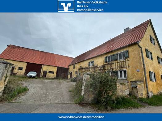 Haus zum Kauf 3.040 m² Grundstück Oettingen Oettingen in Bayern 86732