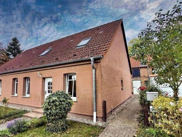 Einfamilienhaus zum Kauf 149.000 € 4 Zimmer 144 m² 338 m² Grundstück frei ab sofort Iven 17391