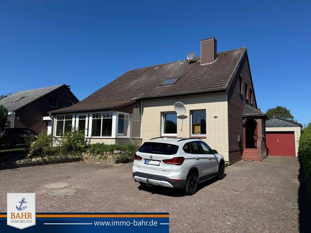 Mehrfamilienhaus zum Kauf 374.000 € 7 Zimmer 208,2 m² 855 m² Grundstück frei ab sofort Neukirchen 23779