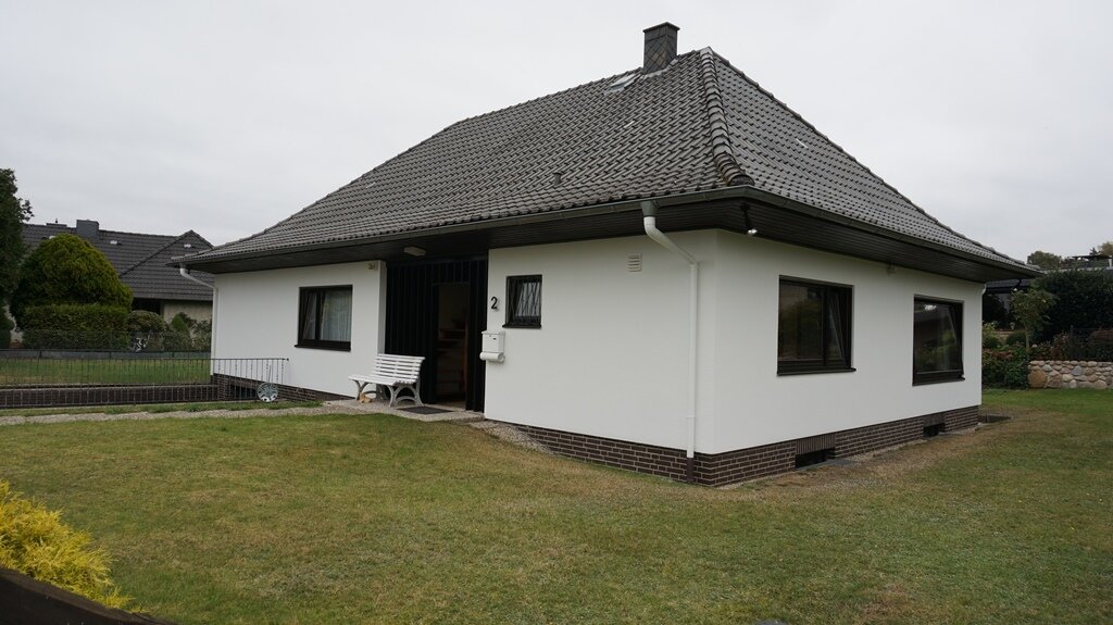 Bungalow zur Miete 1.490 € 4 Zimmer 137 m²<br/>Wohnfläche 1.000 m²<br/>Grundstück ab sofort<br/>Verfügbarkeit Ramelsloh Seevetal / Ramelsloh 21220