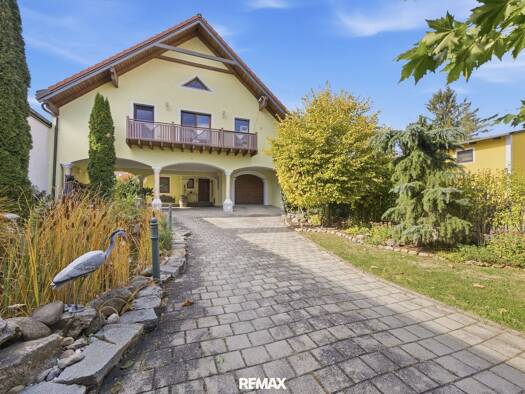 Einfamilienhaus zum Kauf 559.000 € 7,5 Zimmer 282 m² 868 m² Grundstück Hollabrunn 2014